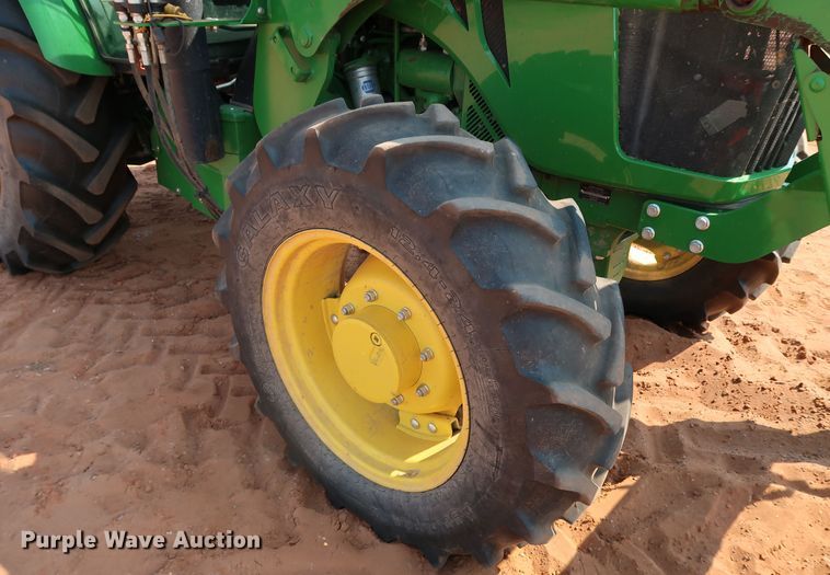 image for item DJ1958 2018 John Deere 5100E  MFWD tractor