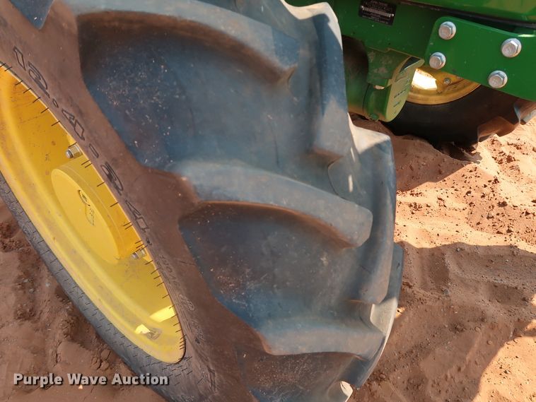 image for item DJ1958 2018 John Deere 5100E  MFWD tractor