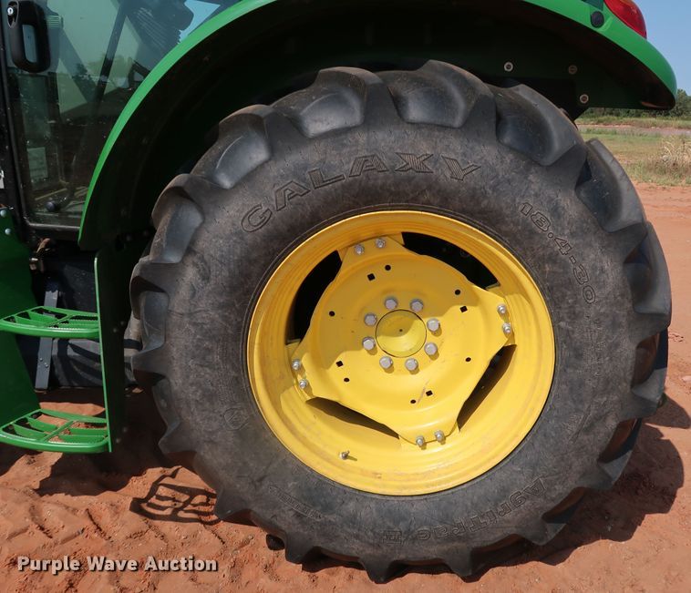image for item DJ1958 2018 John Deere 5100E  MFWD tractor