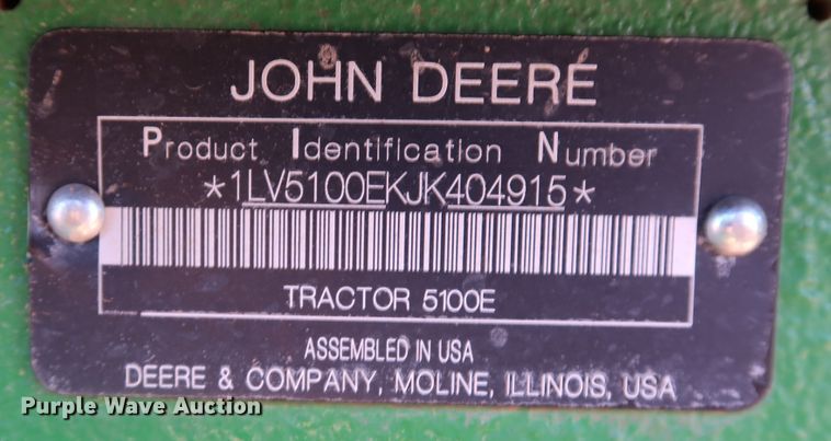 image for item DJ1958 2018 John Deere 5100E  MFWD tractor