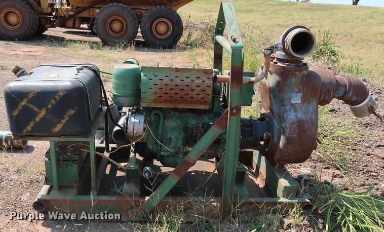 image for item DJ1963 Water pump