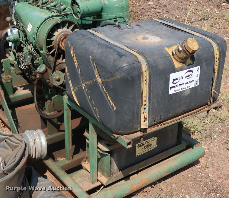 image for item DJ1963 Water pump