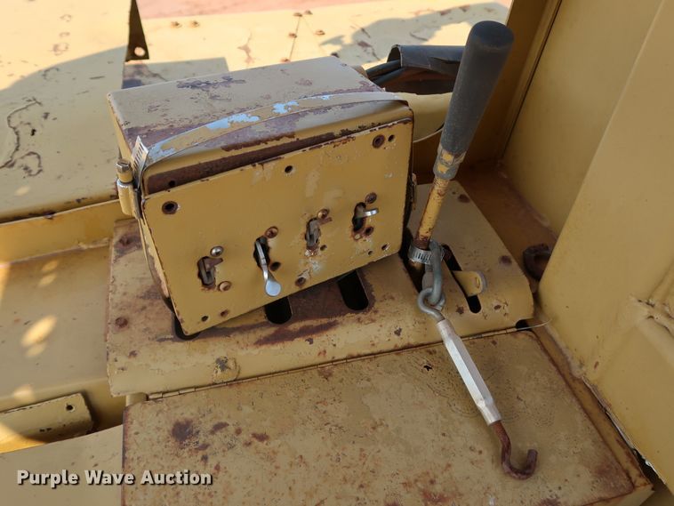 image for item DJ1964 Caterpillar 613B  water wagon