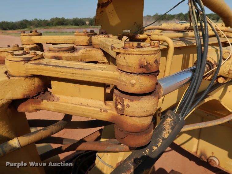 image for item DJ1964 Caterpillar 613B  water wagon