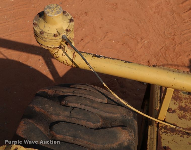 image for item DJ1964 Caterpillar 613B  water wagon