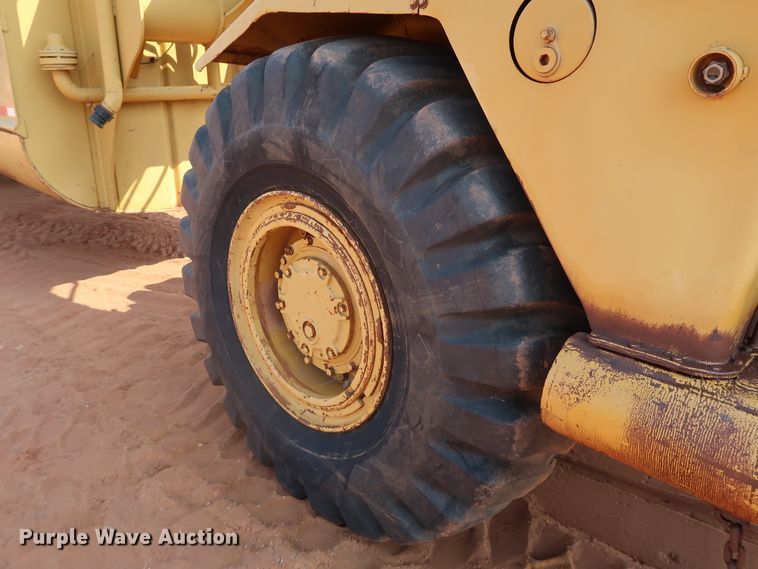 image for item DJ1964 Caterpillar 613B  water wagon