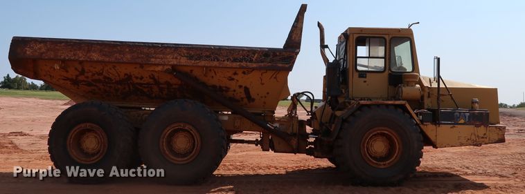 image for item DJ1965 1993 Caterpillar D250D  haul truck