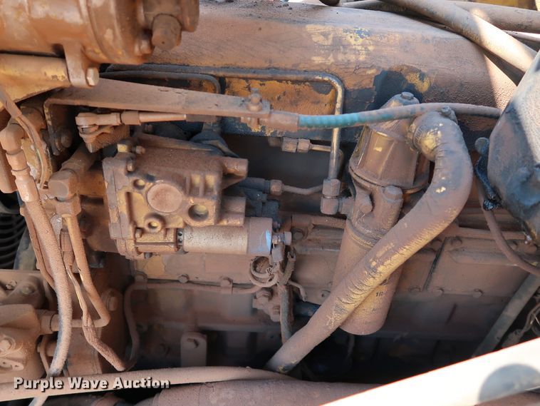 image for item DJ1965 1993 Caterpillar D250D  haul truck