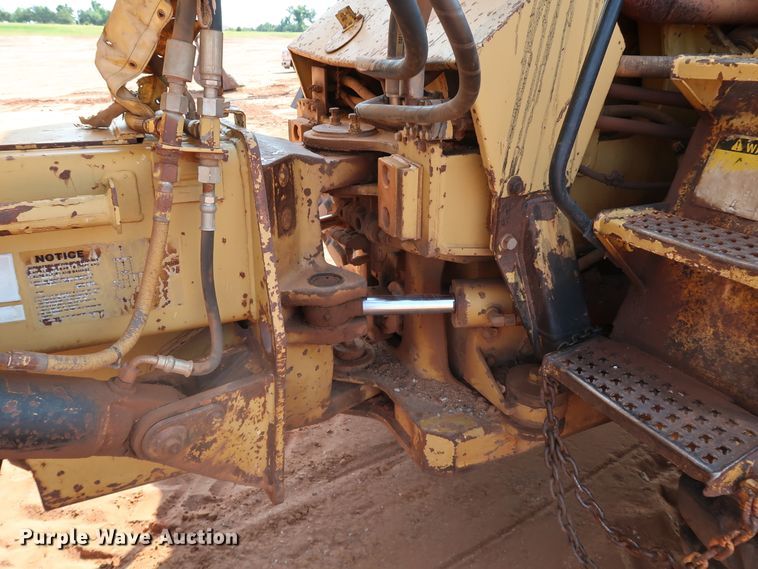 image for item DJ1965 1993 Caterpillar D250D  haul truck
