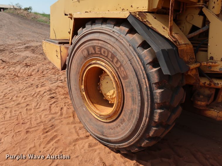 image for item DJ1965 1993 Caterpillar D250D  haul truck