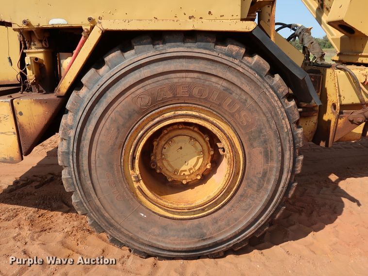 image for item DJ1965 1993 Caterpillar D250D  haul truck
