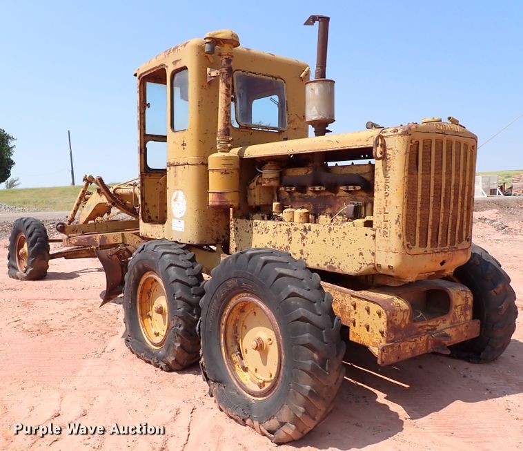 image for item DJ1970 Caterpillar  motor grader