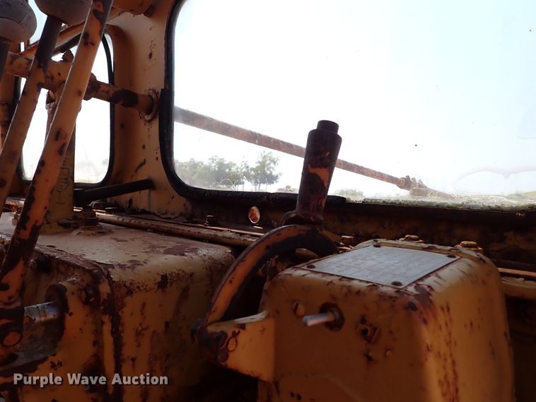 image for item DJ1970 Caterpillar  motor grader