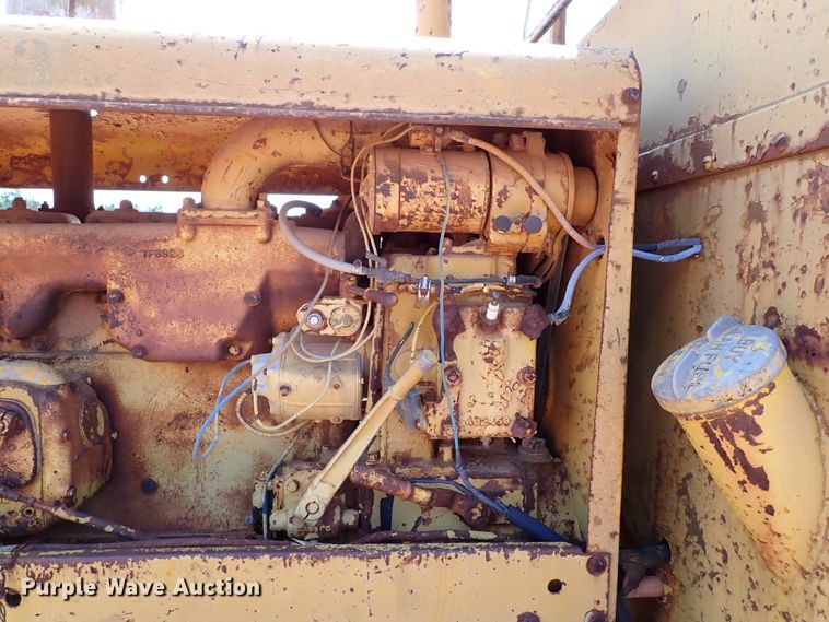 image for item DJ1970 Caterpillar  motor grader