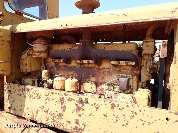 image for item DJ1970 Caterpillar  motor grader