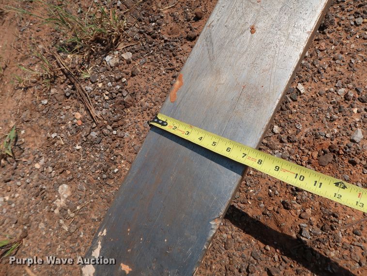 image for item DJ1974 Caterpillar 136-0497  84"L forks