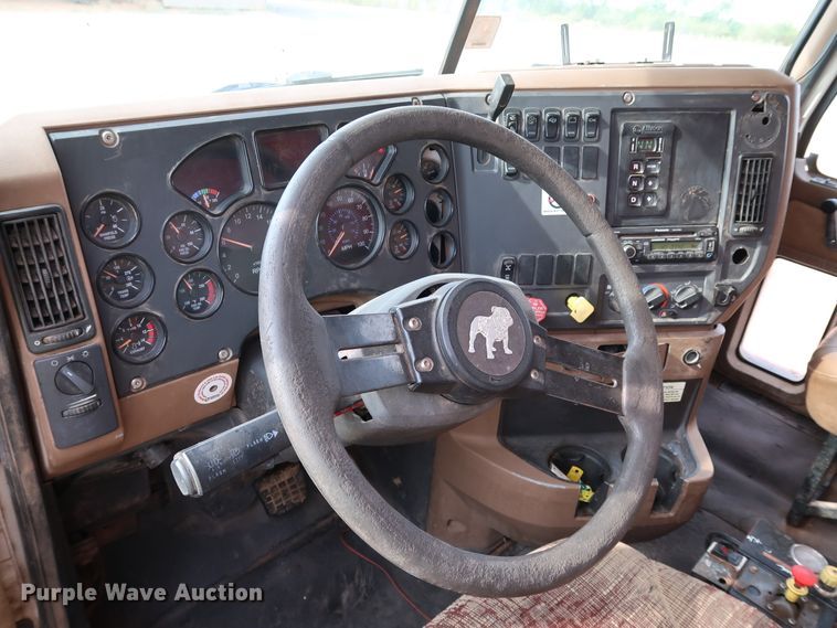 image for item DJ1977 2007 Mack Granite CTP713  dump truck