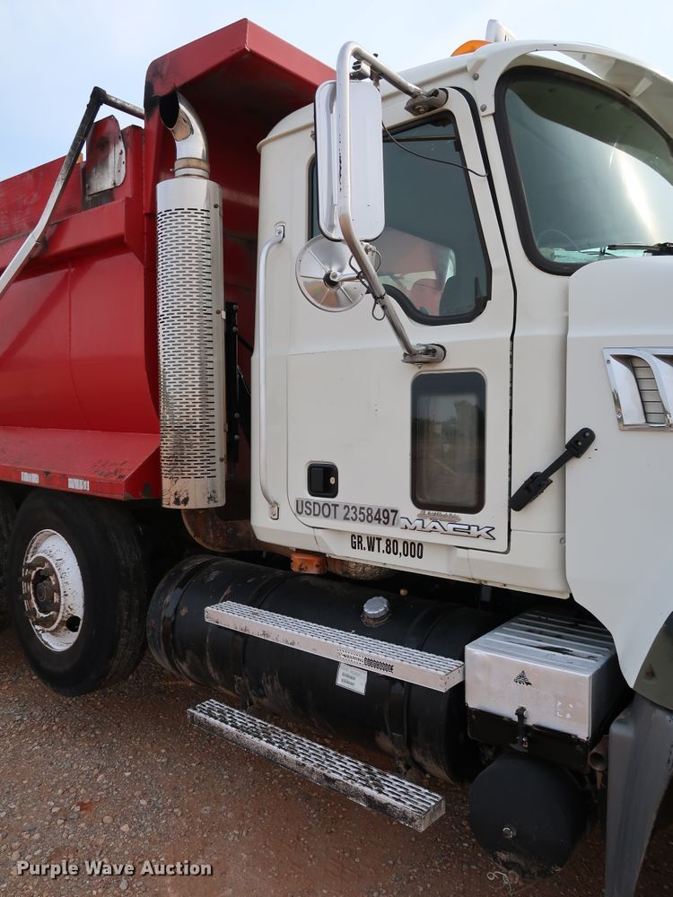 image for item DJ1977 2007 Mack Granite CTP713  dump truck