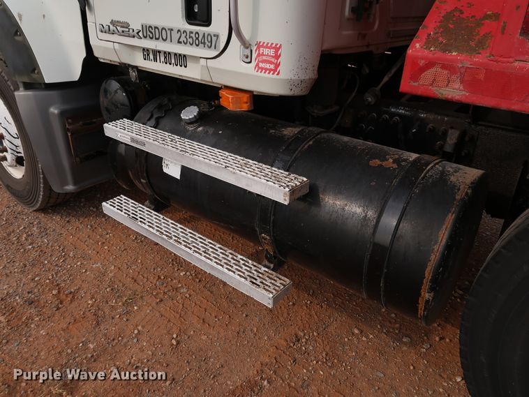 image for item DJ1977 2007 Mack Granite CTP713  dump truck