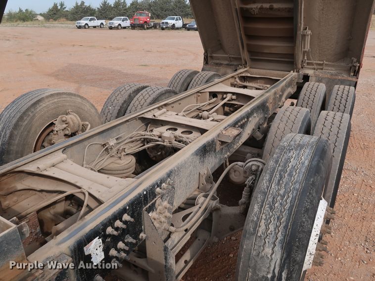 image for item DJ1977 2007 Mack Granite CTP713  dump truck