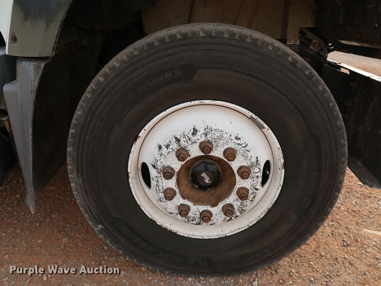 image for item DJ1977 2007 Mack Granite CTP713  dump truck