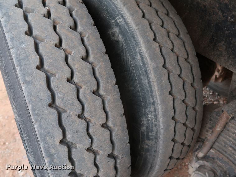 image for item DJ1977 2007 Mack Granite CTP713  dump truck