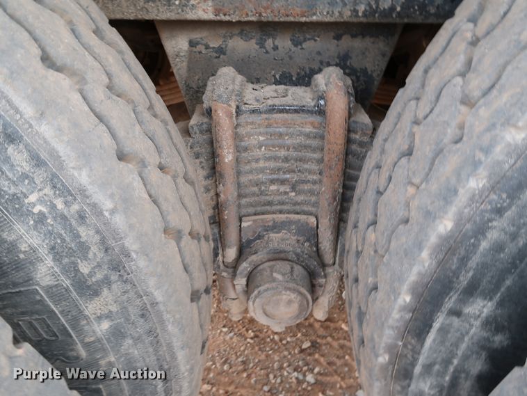 image for item DJ1977 2007 Mack Granite CTP713  dump truck