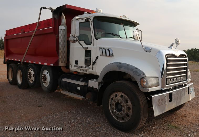 image for item DJ1978 2007 Mack Granite CTP713  dump truck