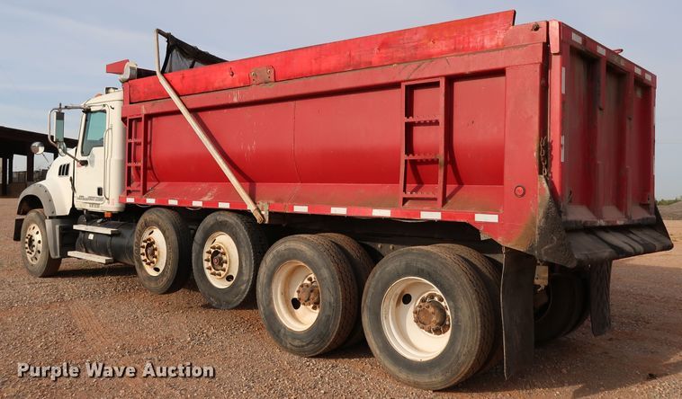image for item DJ1978 2007 Mack Granite CTP713  dump truck