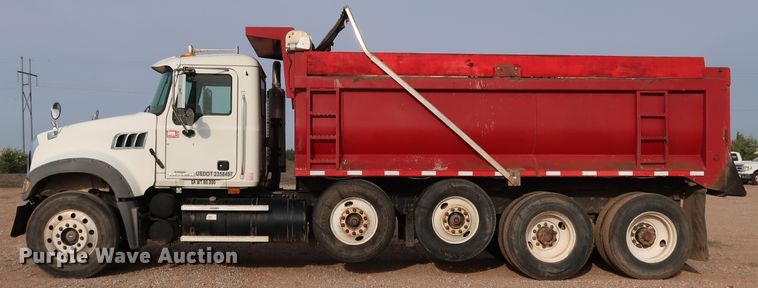 image for item DJ1978 2007 Mack Granite CTP713  dump truck