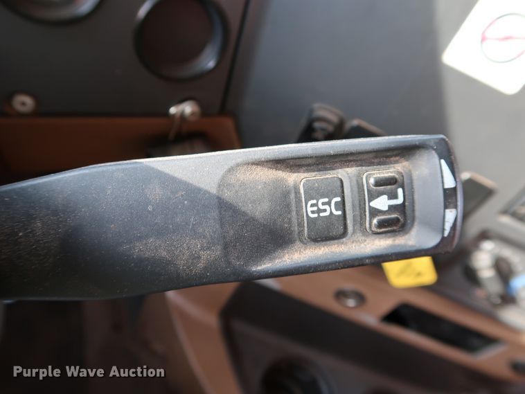 image for item DJ1978 2007 Mack Granite CTP713  dump truck