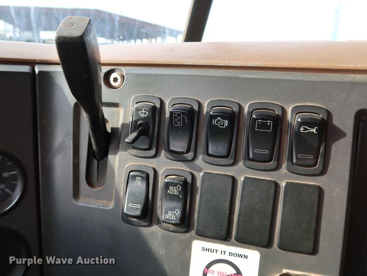 image for item DJ1978 2007 Mack Granite CTP713  dump truck