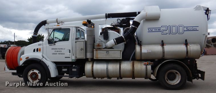 image for item DJ7302 2003 Sterling L7500  sewer jetter truck