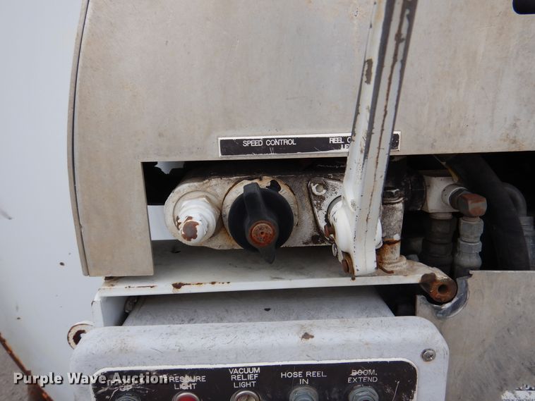 image for item DJ7302 2003 Sterling L7500  sewer jetter truck