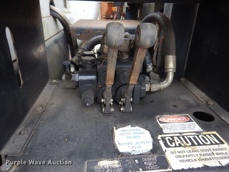 image for item DJ7302 2003 Sterling L7500  sewer jetter truck