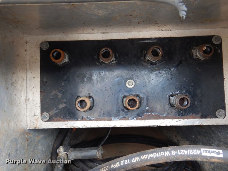 image for item DJ7302 2003 Sterling L7500  sewer jetter truck