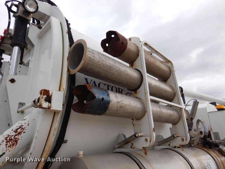 image for item DJ7302 2003 Sterling L7500  sewer jetter truck