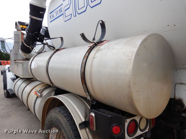 image for item DJ7302 2003 Sterling L7500  sewer jetter truck