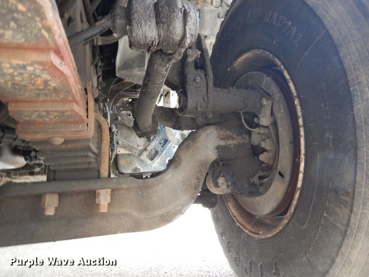 image for item DJ7302 2003 Sterling L7500  sewer jetter truck