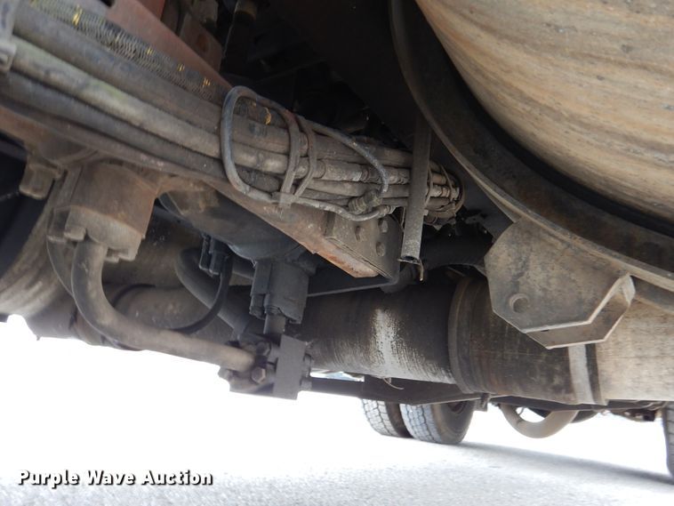 image for item DJ7302 2003 Sterling L7500  sewer jetter truck