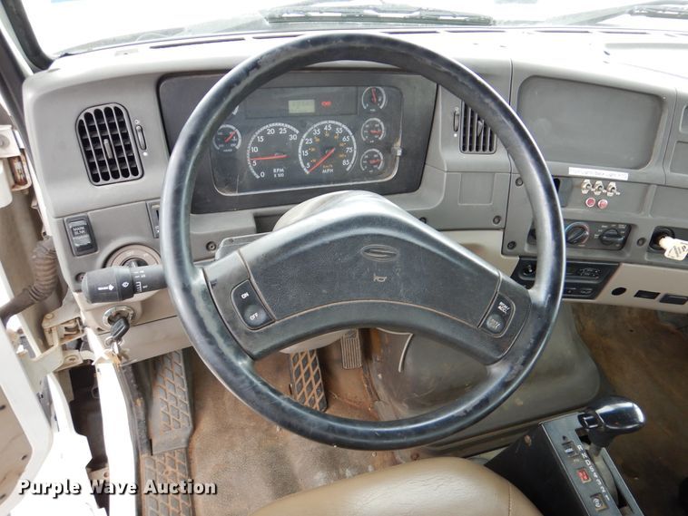 image for item DJ7302 2003 Sterling L7500  sewer jetter truck