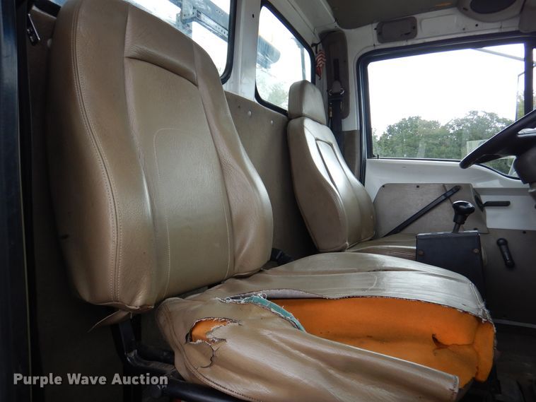 image for item DJ7302 2003 Sterling L7500  sewer jetter truck