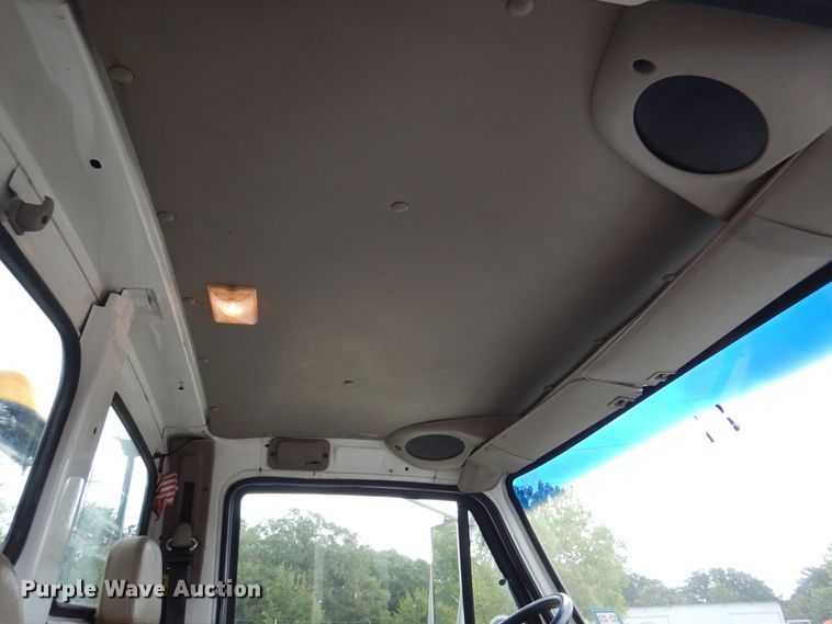 image for item DJ7302 2003 Sterling L7500  sewer jetter truck