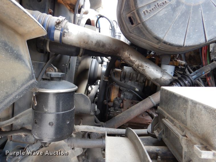 image for item DJ7302 2003 Sterling L7500  sewer jetter truck