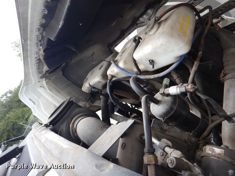 image for item DJ7302 2003 Sterling L7500  sewer jetter truck