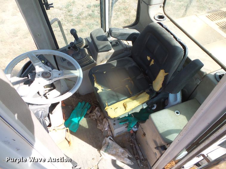 image for item DJ7503 1994 Fiat-Allis FR160  wheel loader