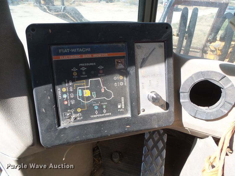 image for item DJ7503 1994 Fiat-Allis FR160  wheel loader