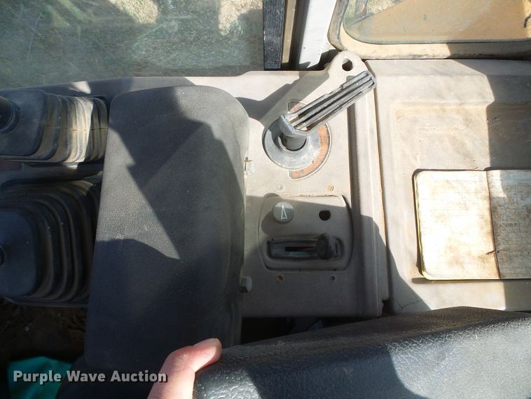 image for item DJ7503 1994 Fiat-Allis FR160  wheel loader