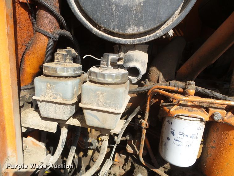 image for item DJ7503 1994 Fiat-Allis FR160  wheel loader