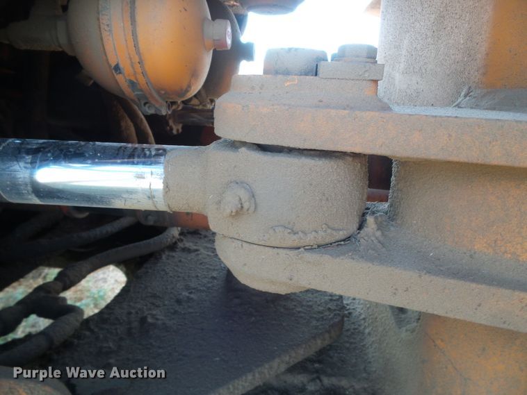 image for item DJ7503 1994 Fiat-Allis FR160  wheel loader